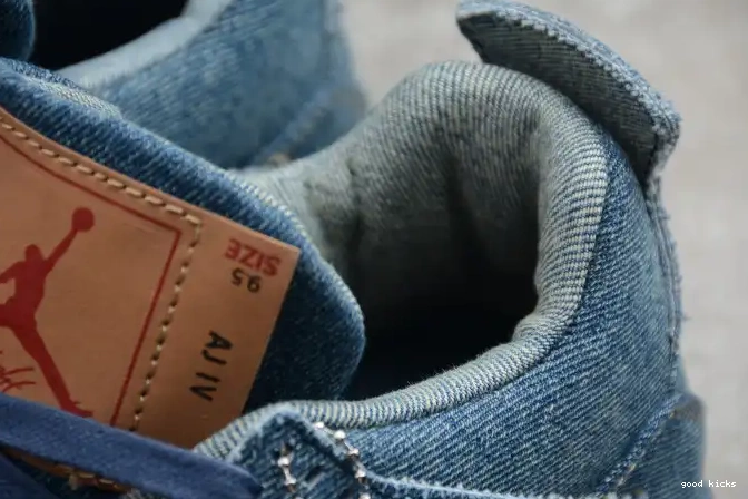 Rep Air Denim 4 AO2571-401 Nike x Levi's Jordan 0611